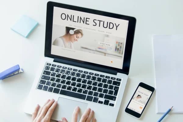 9 Tips for Taking Online classes When Working Full-time
